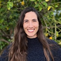Claire Duvendeck Email & Phone Number