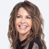 PRETTYPARTY, LLC Employee Laura Mayer's profile photo