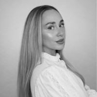 Dm Drogerie Markt GMBH Employee Elena Bertram's profile photo