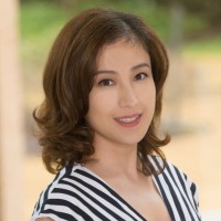 Mengtong Zhang Email & Phone Number