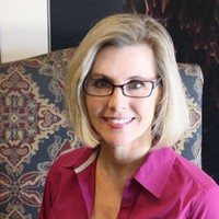 Petra Industries Employee Laura McNew's profile photo