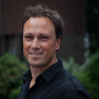 Ralph van Zon Email