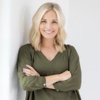 Locust Lane Rugs Employee Sarah Jones's profile photo