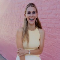 Baird & Warner Employee Shannon Sutton-Syed's profile photo