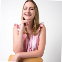 Julia Pinney Email & Phone Number