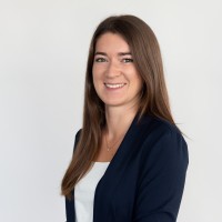 Carina Mayr Email