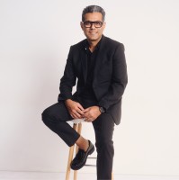 E-mail e número de telefone de Dheeraj Sinha