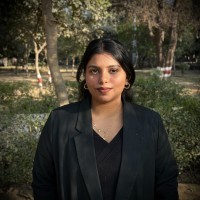 Saloni Roy Email