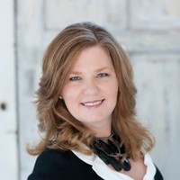 Hometown Realty Employee Mary Maloney's profile photo