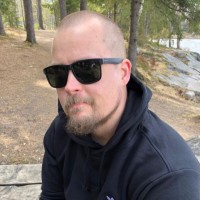 Veli-Pekka Hinkula Email
