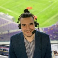 Illini Hillel - Cohen Center for Jewish Life Employee Elijah Hartman-Seeskin's profile photo