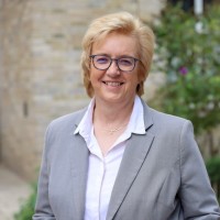 Kerstin Ross Email