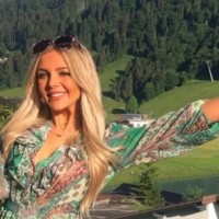 Charlotte Parry Email