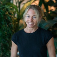 MONY Group plc Employee Lis Barton's profile photo