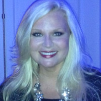 Shayna Holmes