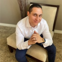 AlderLaw Employee Oscar Villa's profile photo