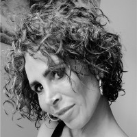 Vana Mechleri Email & Phone Number