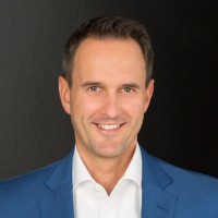 Markus Sax Email