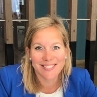 Nienke Molenaar Email
