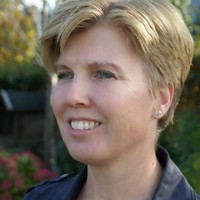 Edith Dekker Email
