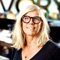 Delphine Dosset Email