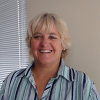 Trish Swannack Email