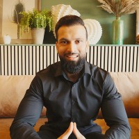 Uniguard Employee Harry Hussain's profile photo