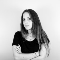 Anna Vilanova Email