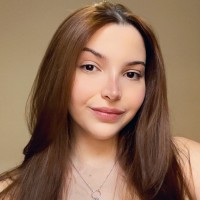 Ana Julia Jacon Finotti Email