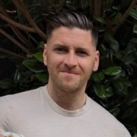 Liam Calvert Email