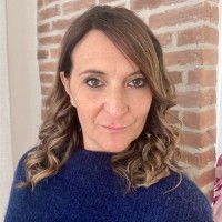 Francesca Vezzaro Email