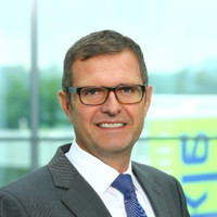 Jens Böhringer Email