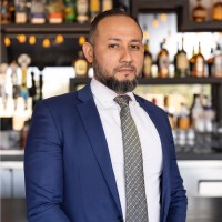 Specialty Restaurants Employee Oscar Amaya's profile photo