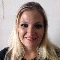 Suellen dos Santos Covre Email