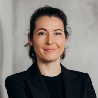 Lena Stielow Email