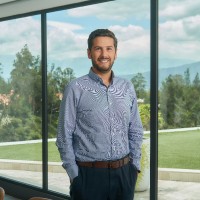 Manuel Tobar Email