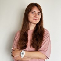 Daryna Khyzhko Email