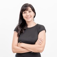 María Amiune Email