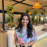 Riya Chindalia Email