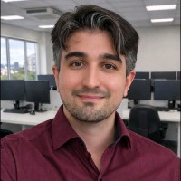 Max Victor Correa Email & Phone Number