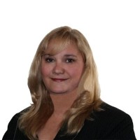 Presentation Box + Display Employee Belinda Duva's profile photo