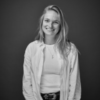 Emily Biesheuvel Email