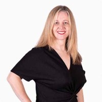 Nordic Visitor Employee Lorna Denham's profile photo