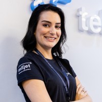 Rayssa Hollanda Email