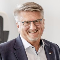 Jürgen-Richard Fleer Email