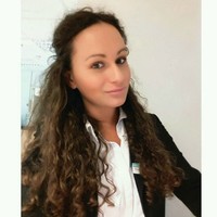 Klaudia Cavka Email