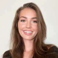 Alyvia Moss Email & Phone Number