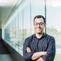 Andre Guilhon Email
