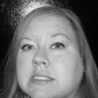 Linon Home Decor Products Inc Employee Amanda Andrews's profile photo