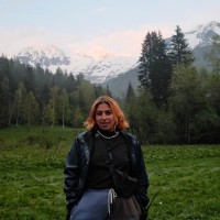 Meliz Houssein Email